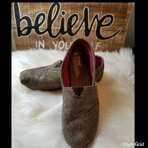 TOMS size 9 w/ gold shimmer